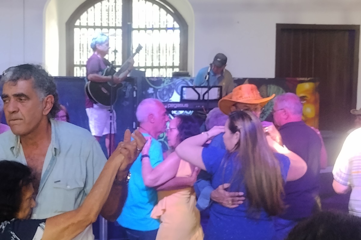 Passeio Dança Idosos